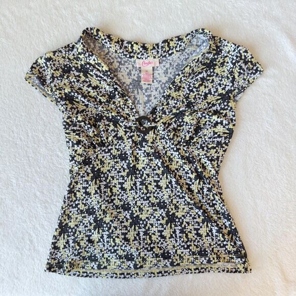 Candie's Floral Print V-Neck Top with Buckle Detail \ Y2K Vintage Candie's Top - Picture 10 of 10